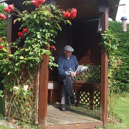 קיל איירן Friary View Bed & Breakfast מראה חיצוני תמונה